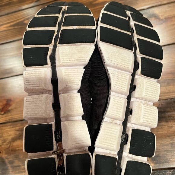 On Running Men's Black Athletic Shoes, size 12, well worn, see pics. - Picture 9 of 9